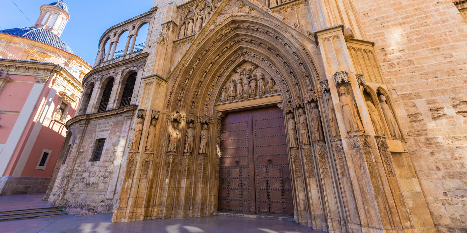 The Water Court of Valencia, Every Thursday at Noon